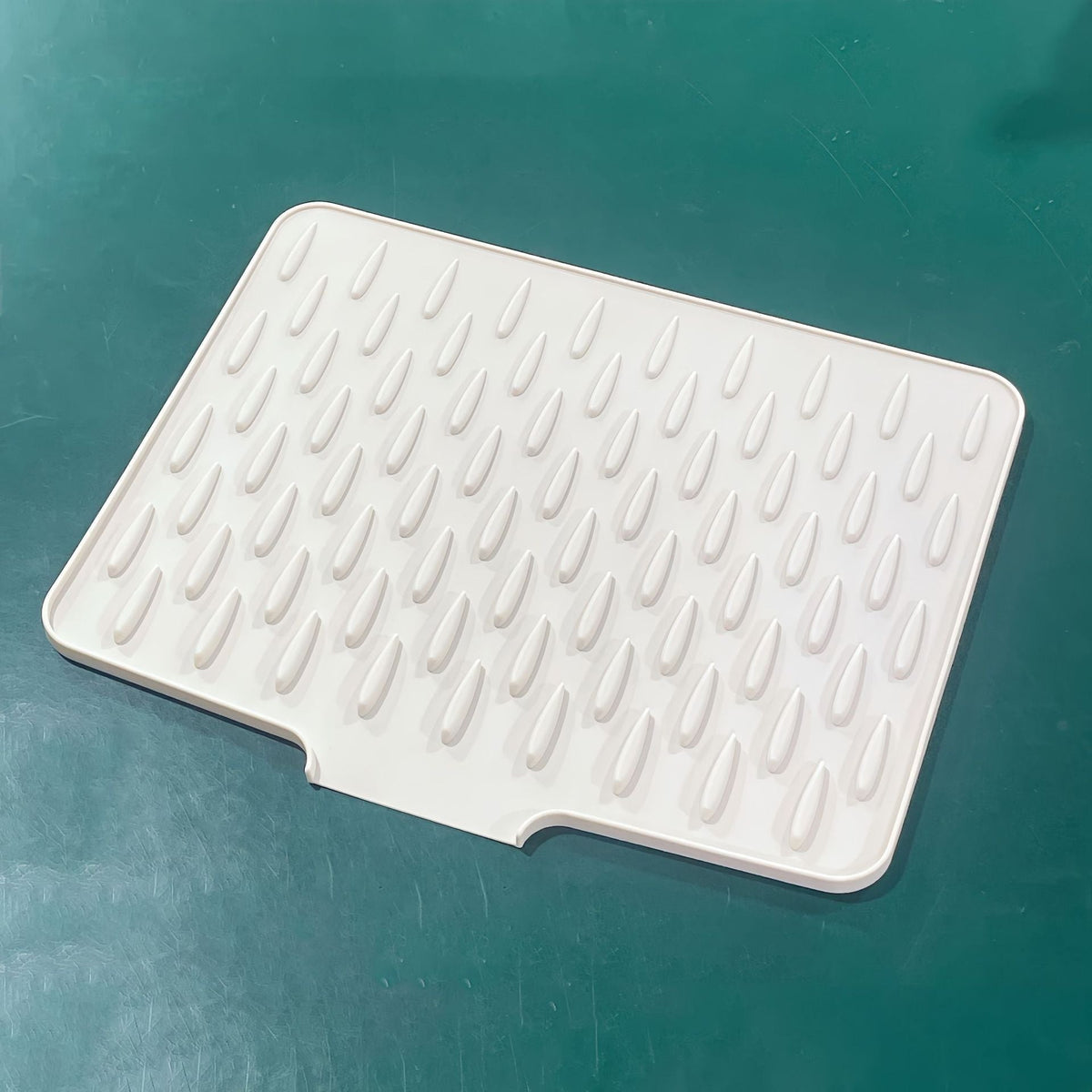 🍽️ NÅ 50 % RABATT! 💧🧽 Silikon benkeplatematte, sprutsikker og varmebestandig