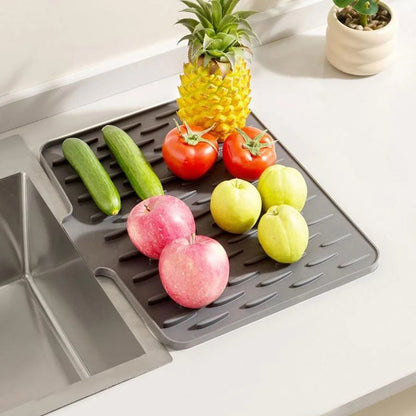 🍽️ NÅ 50 % RABATT! 💧🧽 Silikon benkeplatematte, sprutsikker og varmebestandig
