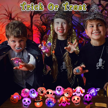 🎁LED-lysende Halloween-ring😍 – Sett med 50 stk.