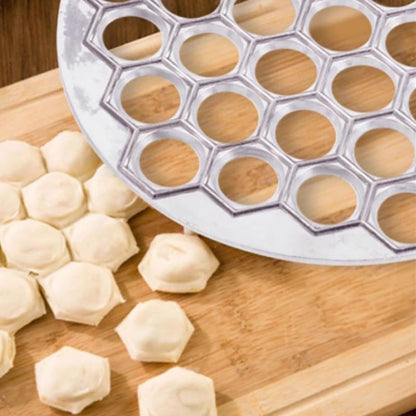 Slitesterk aluminiumsform for dumplings med 37 hull