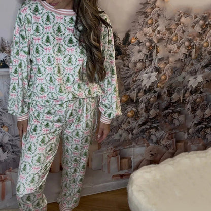 Koselig julesett med langermet topp og bukse