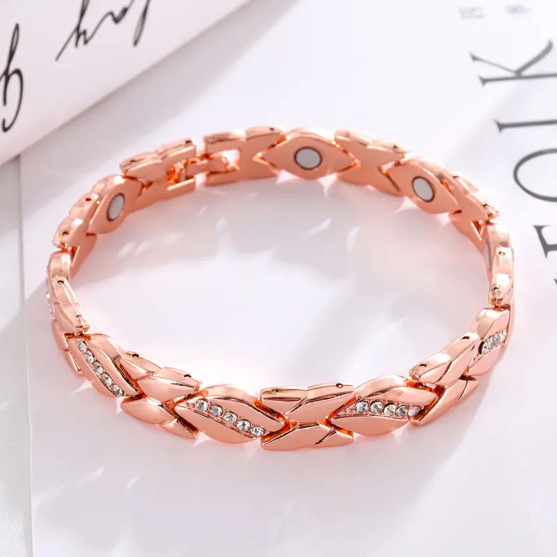 Stilige magnetiske armbånd for kvinner ✨