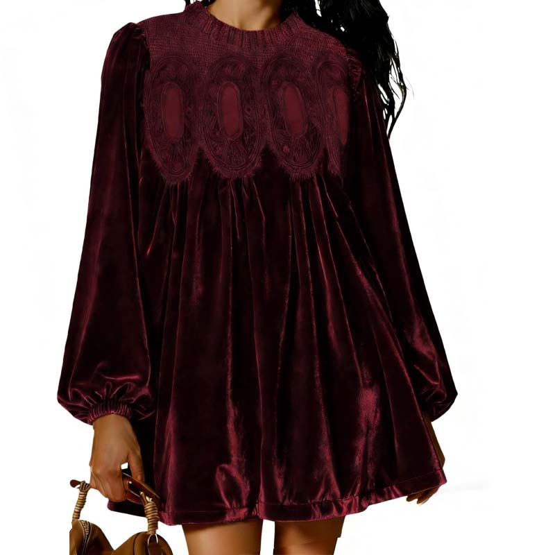 Vintage-inspirert tunikakjole med blondepaneler