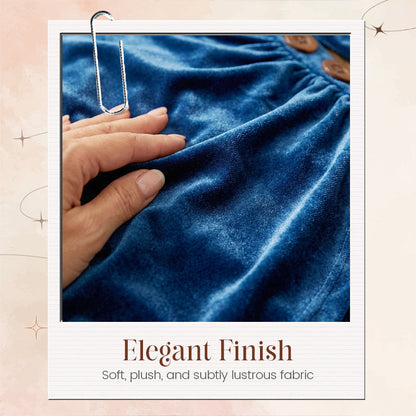 Dametopp med V-hals og lange ermer og rysjer