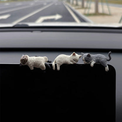 Søtt kattedekorasjon til bilens dashbord