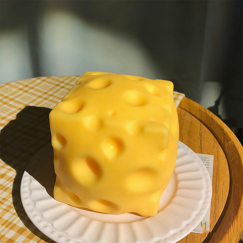 🧀Kjempestor ostestressleke – Terapeutisk lindring med tilfredsstillende klem! ✨