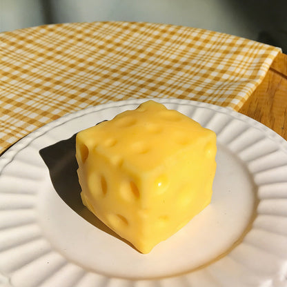 🧀Kjempestor ostestressleke – Terapeutisk lindring med tilfredsstillende klem! ✨