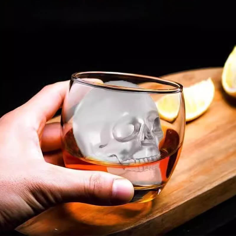 🥳2026 VARMT SALG🥳💞50 000+ SOLGT!💥💀🧊 48% RABATT! DIY silikon hodeskalle-isbitbrett – Kjempestor saktesmeltende hodeskalle til whisky, cocktails og mer. Matgodkjent, BPA-fri. Perfekt til Halloween og fester. 🎃✨