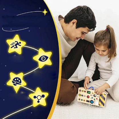 🔆 LED-lys i tre – Sensorisk leke med brytere og knapper, Montessori tidlig læring, beste gave til gutter og jenter fra 1–3 år 🧒