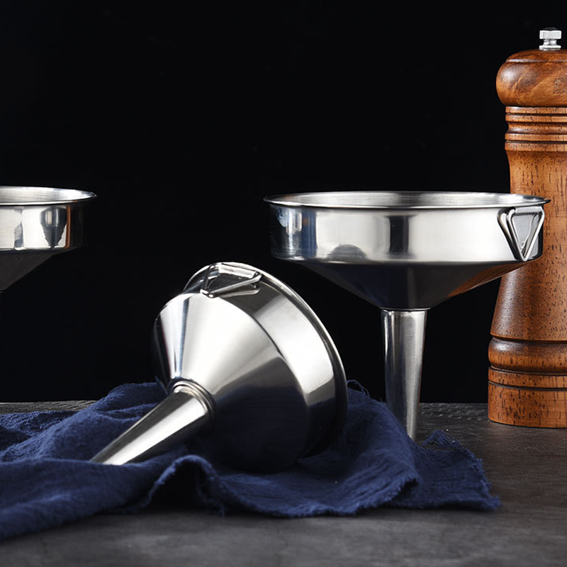🍳 BEGRENSET TID 50 % RABATT! ✨ Kjøkkentrakt i rustfritt stål – Multibruk, plassbesparende 🧺