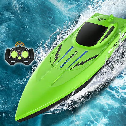 2.4G høyhastighets RC-båt med doble motorer