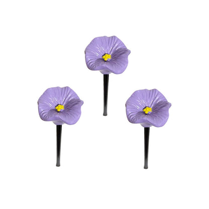 Livlig blomsterfarget fuglevannsmater