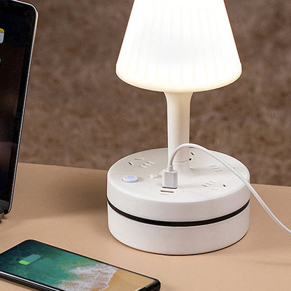 💡 Nattbordslampe med stikkontakter og USB-porter