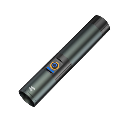 🔦 50 % RABATT I BEGRENSET TID! ✨ Ekstremt kraftig taktisk lommelykt med zoomfunksjon – robust, vanntett, oppladbar 🏕️